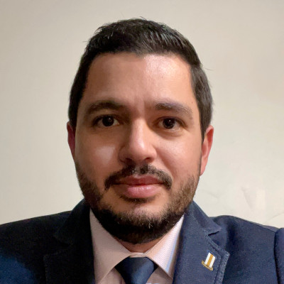 Dr. Andrés Sánchez Córdoba